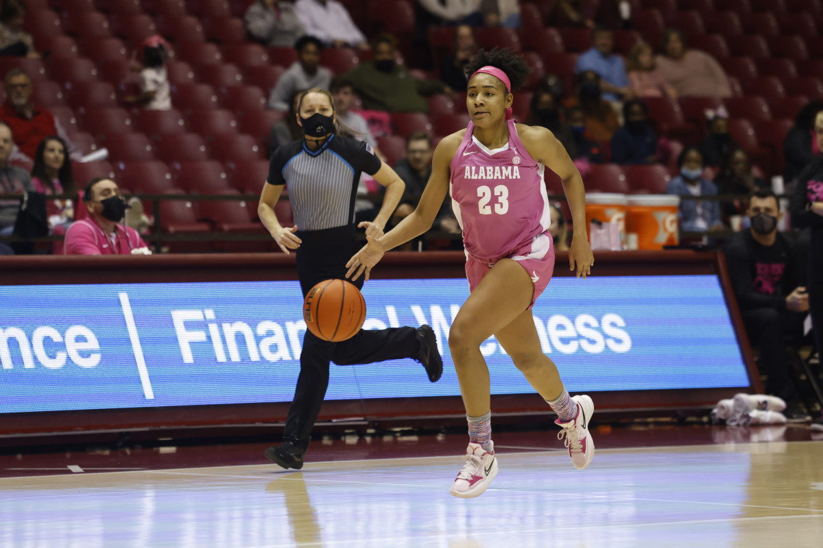 021322_WBB_DavisBr_Kentucky_JH0343